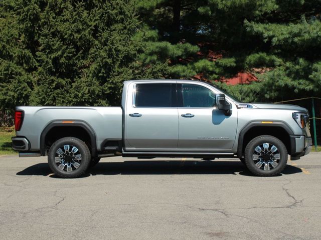 2025 GMC Sierra 2500HD Denali