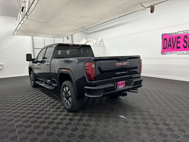 2025 GMC Sierra 2500HD Denali