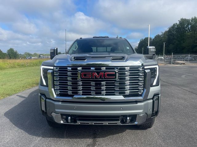 2025 GMC Sierra 2500HD Denali