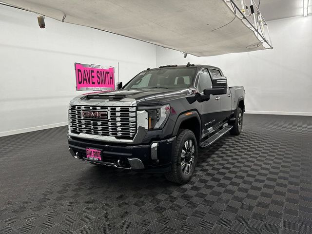 2025 GMC Sierra 2500HD Denali