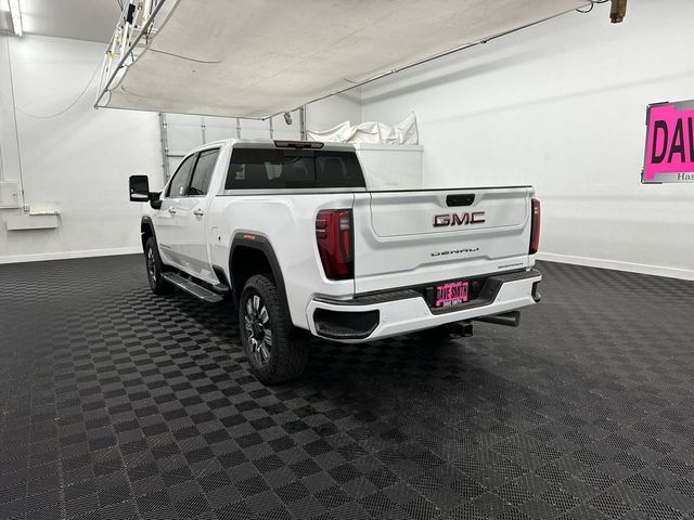 2025 GMC Sierra 2500HD Denali