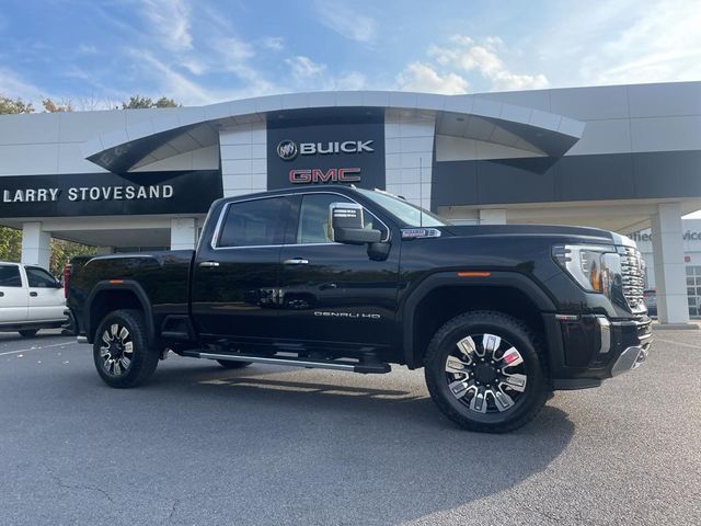 2025 GMC Sierra 2500HD Denali