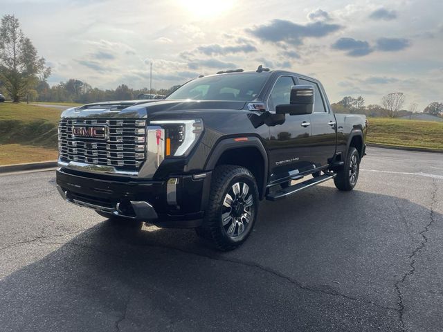 2025 GMC Sierra 2500HD Denali