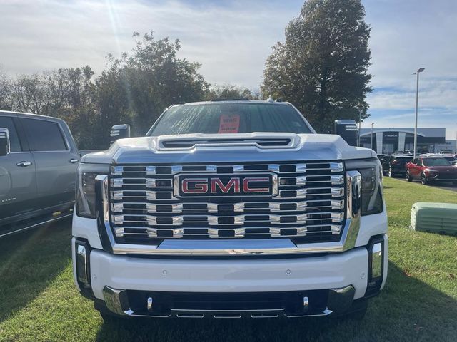 2025 GMC Sierra 3500HD Denali