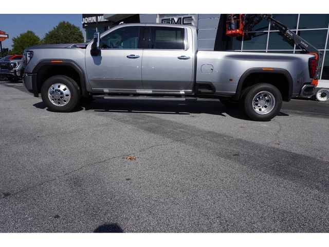 2025 GMC Sierra 3500HD Denali