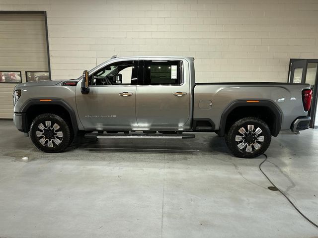 2025 GMC Sierra 3500HD Denali