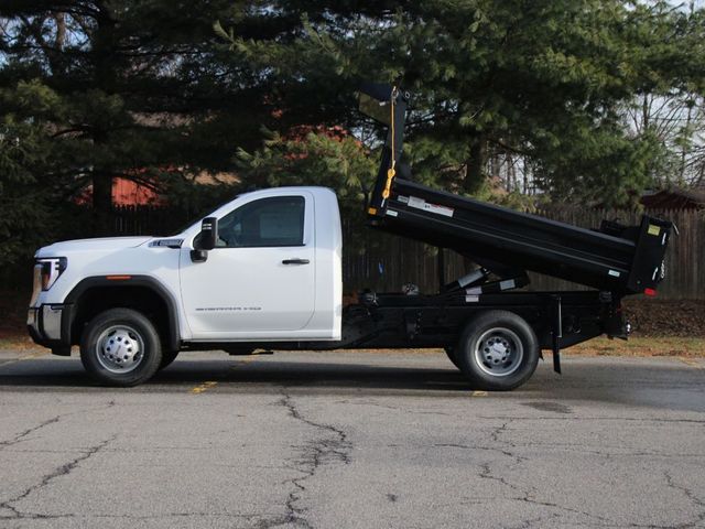 2025 GMC Sierra 3500HD Pro