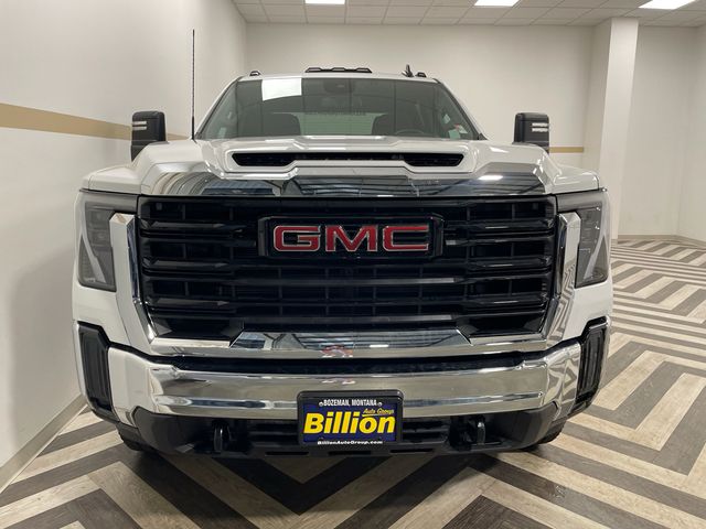 2025 GMC Sierra 2500HD Pro