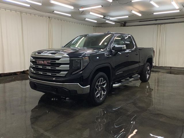 2025 GMC Sierra 1500 SLE