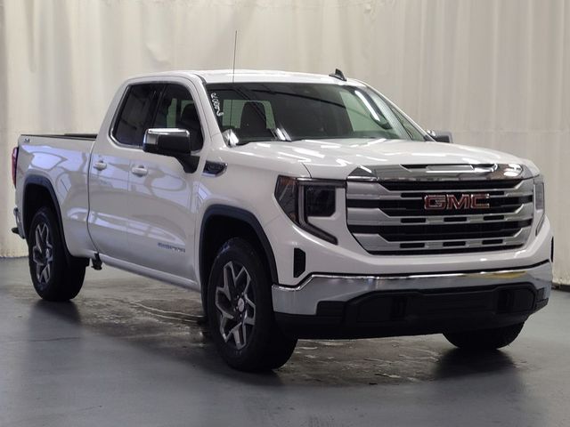 2025 GMC Sierra 1500 SLE