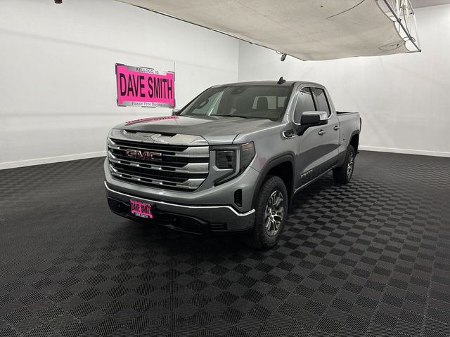 2025 GMC Sierra 1500 SLE