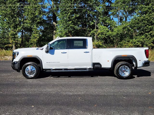 2025 GMC Sierra 3500HD SLT