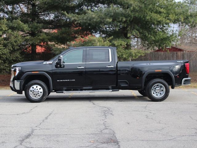 2025 GMC Sierra 3500HD SLT