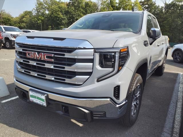 2025 GMC Sierra 1500 SLE