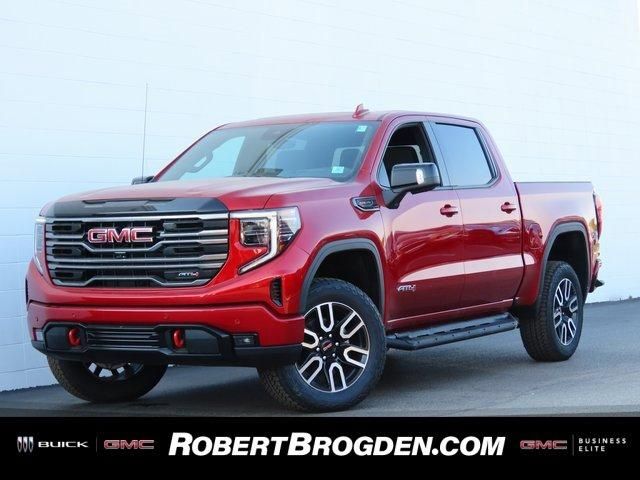 2025 GMC Sierra 1500 AT4