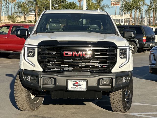 2025 GMC Sierra 1500 AT4X