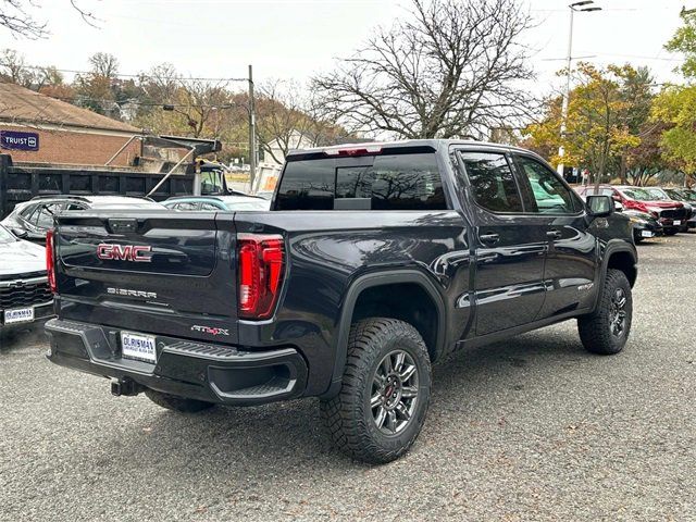 2025 GMC Sierra 1500 AT4X