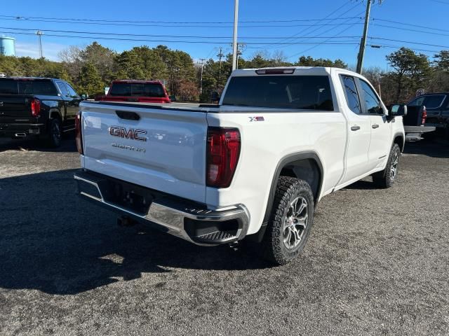 2025 GMC Sierra 1500 Pro