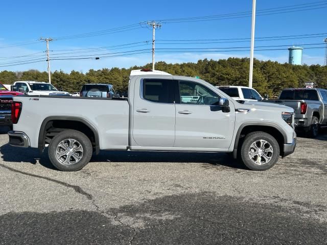 2025 GMC Sierra 1500 SLE