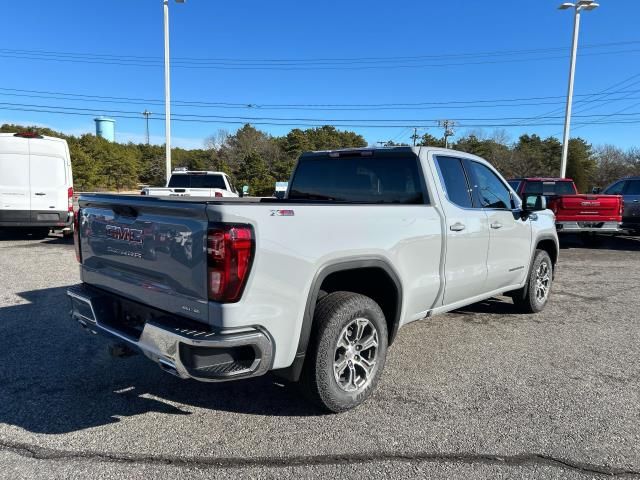 2025 GMC Sierra 1500 SLE