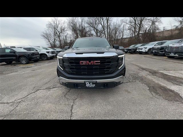 2025 GMC Sierra 1500 Pro