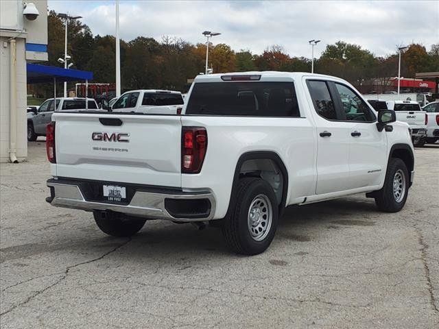 2025 GMC Sierra 1500 Pro