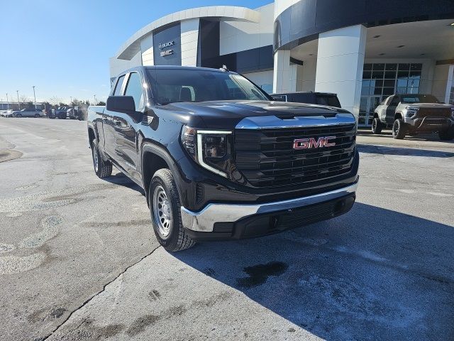 2025 GMC Sierra 1500 Pro