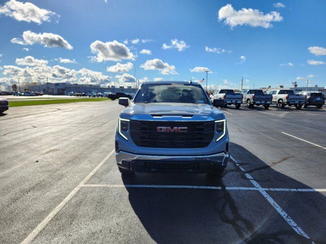 2025 GMC Sierra 1500 Pro