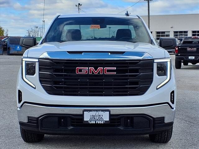 2025 GMC Sierra 1500 Pro