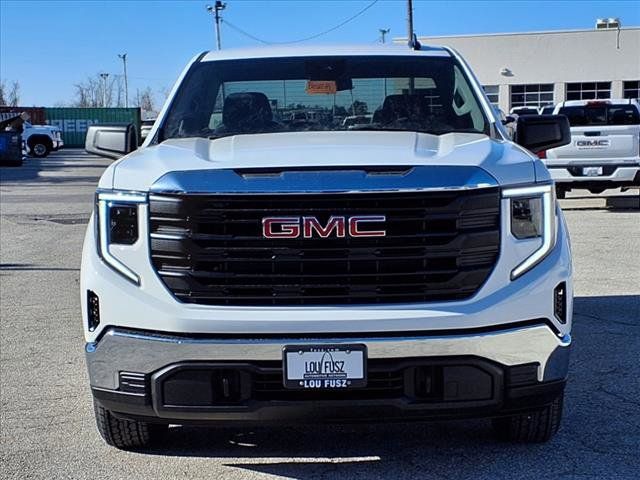 2025 GMC Sierra 1500 Pro