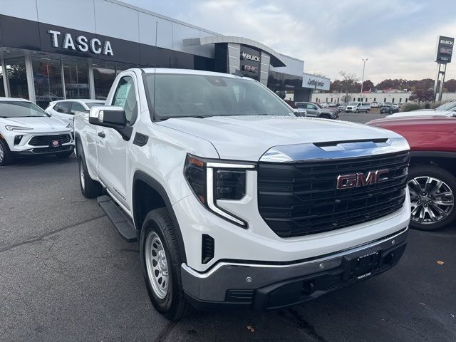 2025 GMC Sierra 1500 Pro