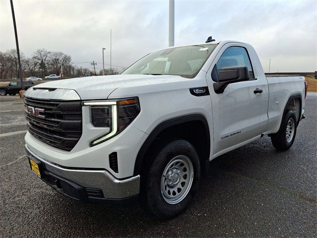 2025 GMC Sierra 1500 Pro