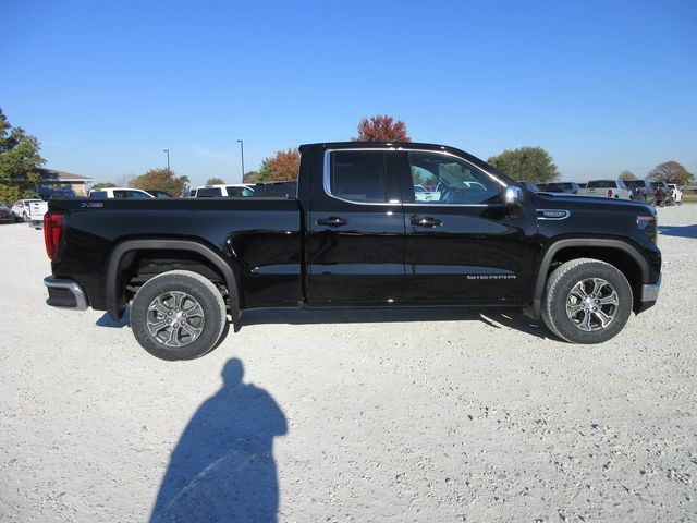 2025 GMC Sierra 1500 SLE