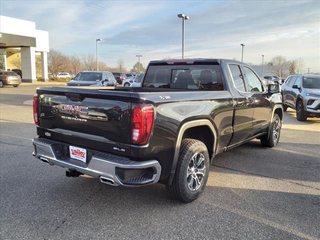 2025 GMC Sierra 1500 SLE