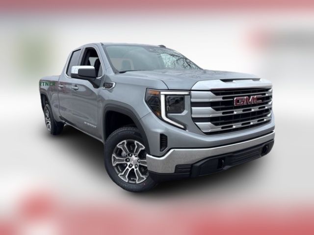 2025 GMC Sierra 1500 SLE