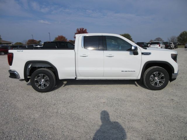 2025 GMC Sierra 1500 SLE