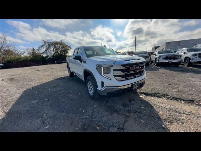 2025 GMC Sierra 1500 SLE