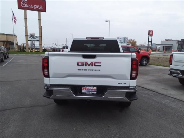 2025 GMC Sierra 1500 SLE