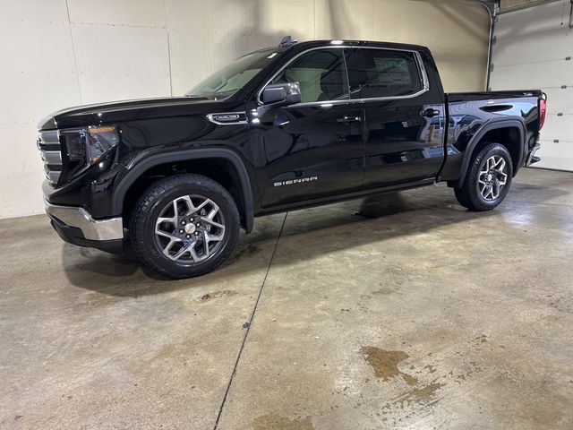 2025 GMC Sierra 1500 SLE