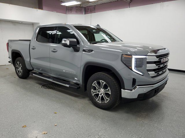 2025 GMC Sierra 1500 SLE