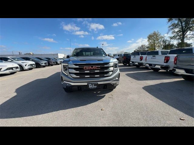 2025 GMC Sierra 1500 SLE