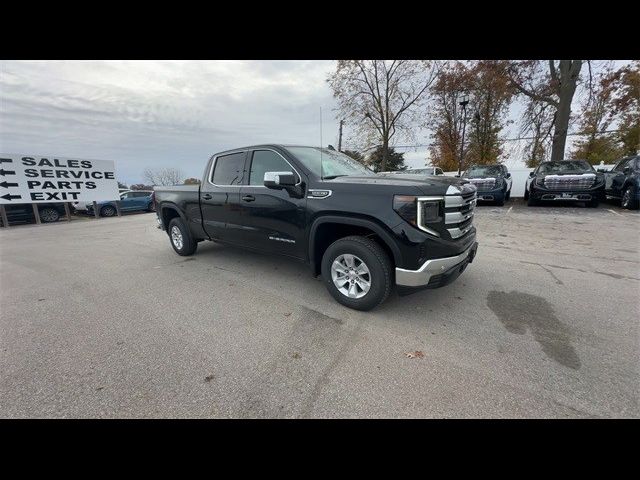 2025 GMC Sierra 1500 SLE