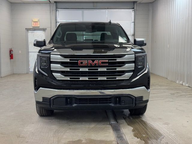 2025 GMC Sierra 1500 SLE