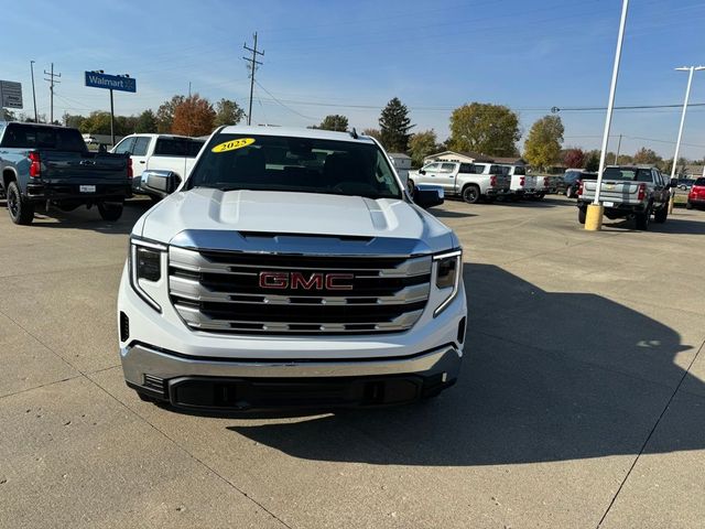 2025 GMC Sierra 1500 SLE