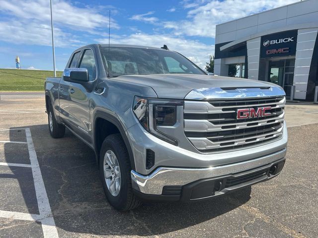 2025 GMC Sierra 1500 SLE