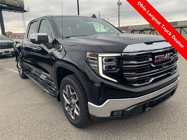 2025 GMC Sierra 1500 SLT