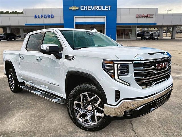 2025 GMC Sierra 1500 SLT