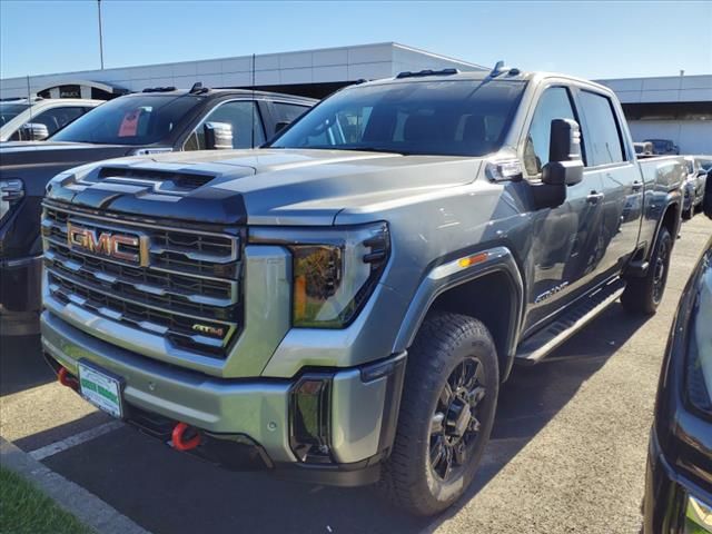 2025 GMC Sierra 2500HD AT4