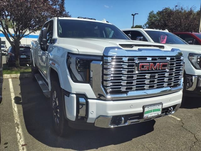 2025 GMC Sierra 2500HD Denali