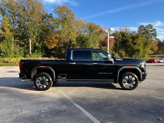 2025 GMC Sierra 2500HD Denali